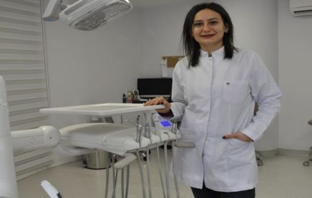 SIK DİŞ BEYAZLATMA DİŞTE KARARMA VE DOKU KAYBI YARATIR
