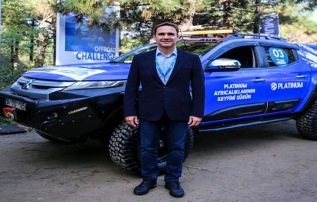Ünlüler Turkcell Platinum Offroad Challenge heyecanını yerinde yaşadı